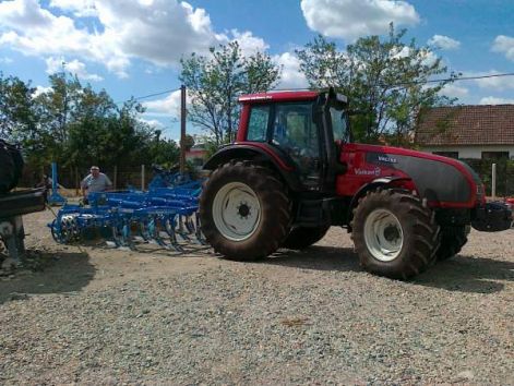 karat_valtra_201109091234.jpg karat_valtra_201109091234.jpg