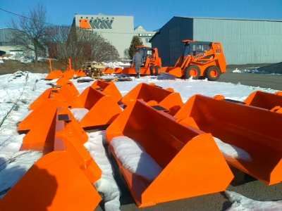 l-way_udvar_lapat201201311970.jpg l-way_udvar_lapat201201311970.jpg